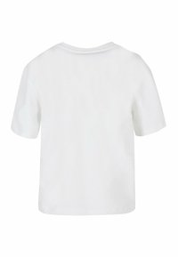 Weißes Baumwoll-T-Shirt mit Rundhalsausschnitt, kurzen Ärmeln und lässiger Passform. Der Stoff wirkt glatt mit einer einheitlichen Textur.