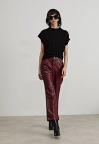 Gestuz RIFA TEE - T-shirt basique - black