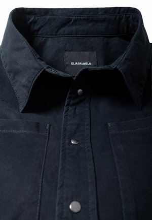 Elias Rumelis, ROMIO - SHIRT - Camisa - greyish galaxy