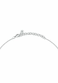 Bracciale in argento con chiusura a gancio e prolunghe regolabili, caratterizzato da una finitura liscia e lucida e un discreto etichetta con logo.
