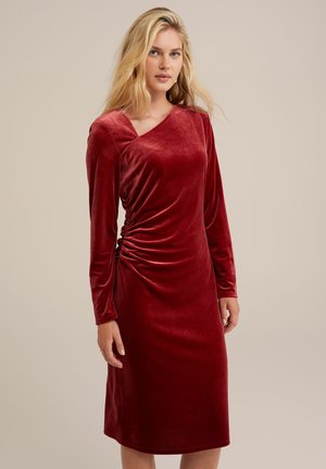 Cocktail dress / Party dress - red