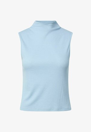 Top azzurro chiaro senza maniche a coste con collo alto e orlo dritto, mostrato su sfondo bianco.