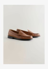 Sélectionné, tan/brown