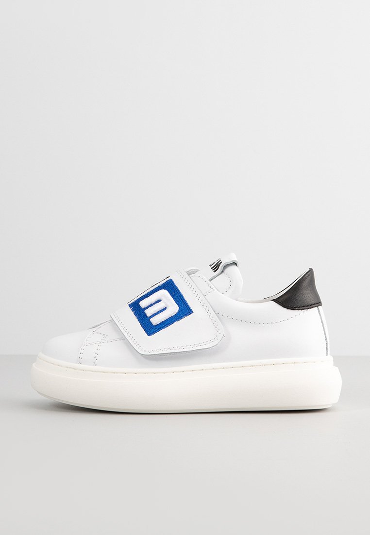 Sneakers low