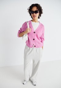 Vero Moda VMLEA V NECK CUFF - Gilet - pastel lavender