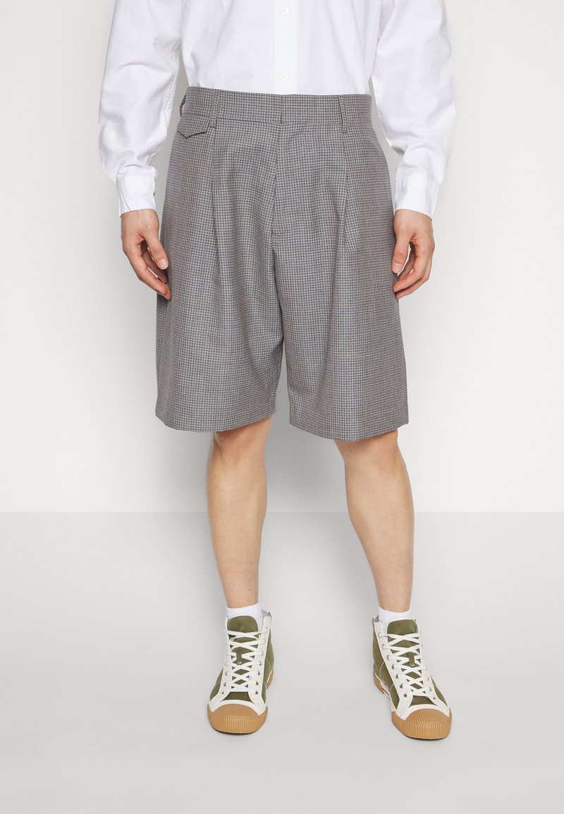 paul smith grey shorts