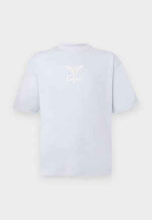 Light blue short-sleeve t-shirt with a small white embroidered angel logo and "Colucci" text on the chest.