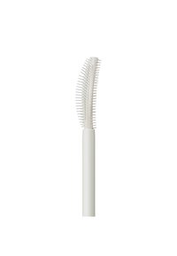 Peigne à cils incurvé de couleur blanche avec des poils fins en plastique, fixé à un manche droit blanc. Idéal pour séparer et définir les cils.