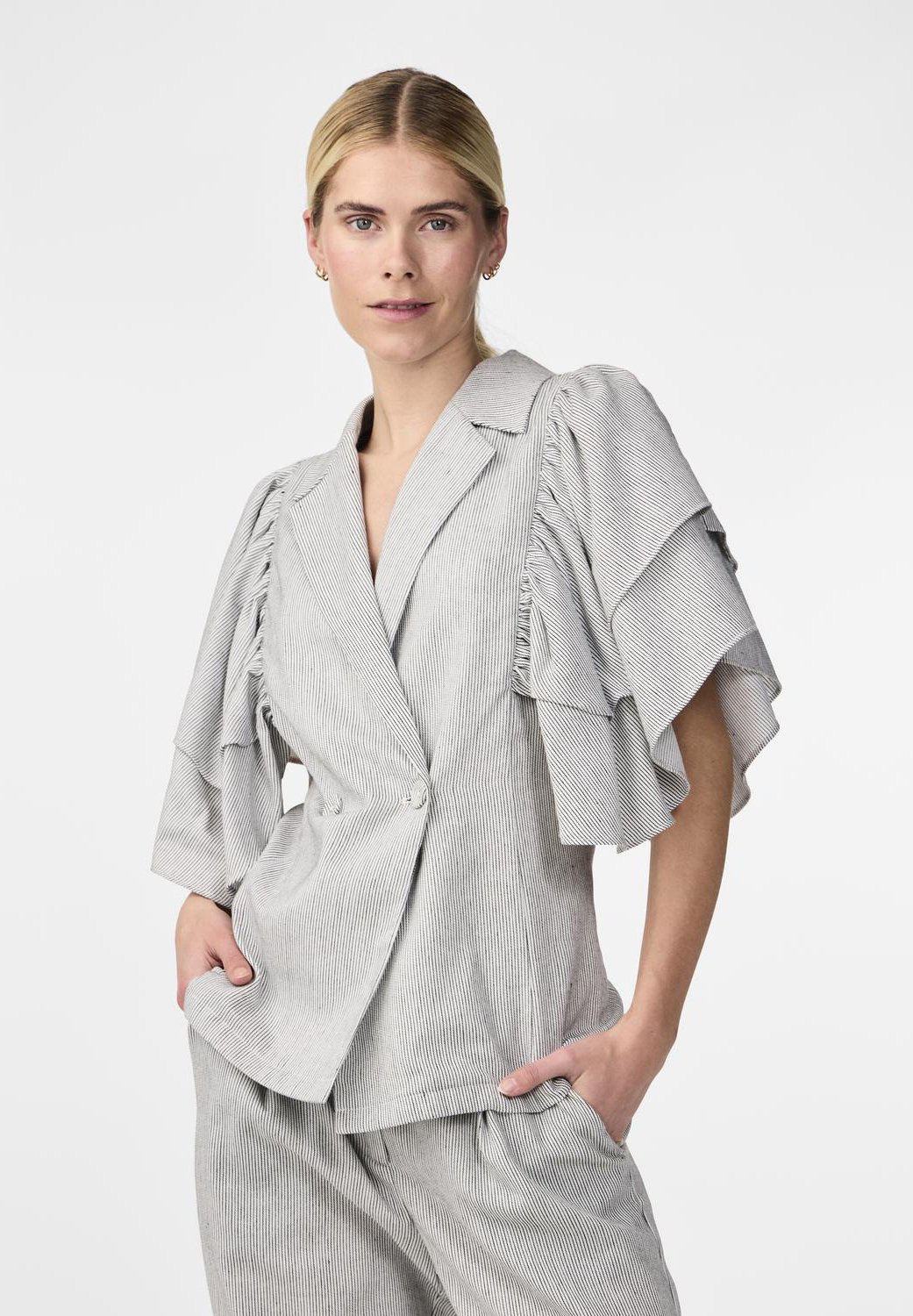 YAS Oversized blazer met paspelzakken, model 'LIKKA' in zwart online kopen | P&C