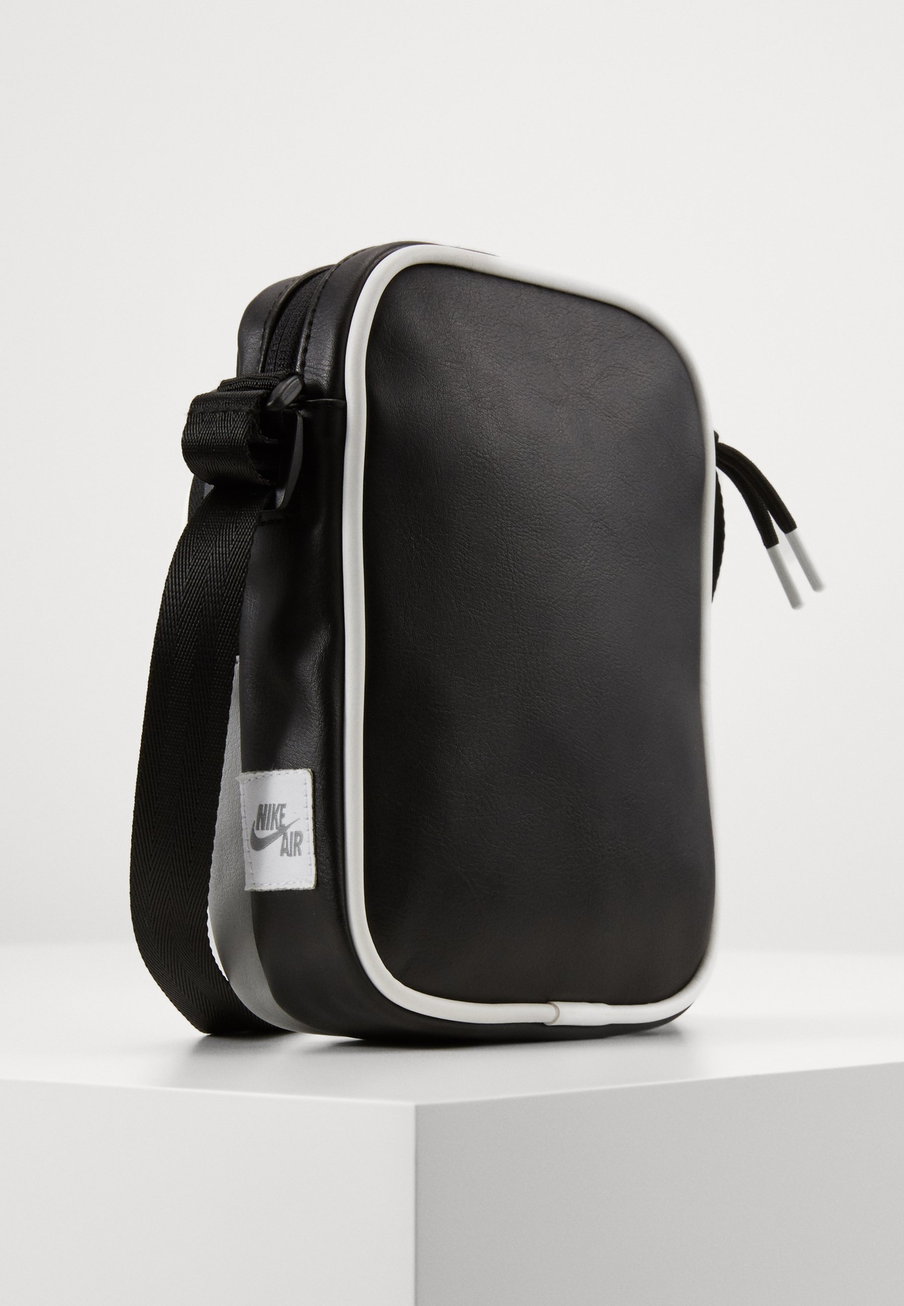 guess bags jordan