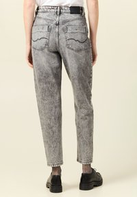 BONOBO Jeans Jeans Tapered Fit - denim snow gris