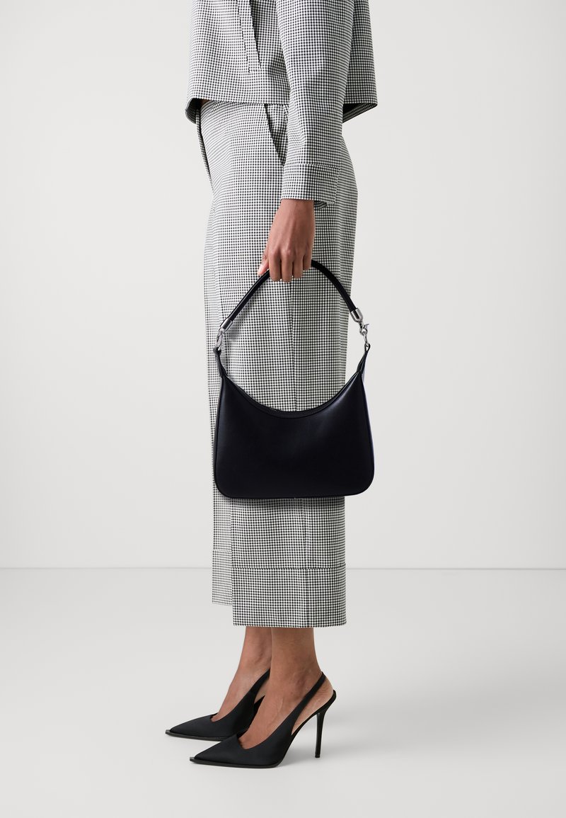 Gina Tricot MULTI HALF MOON BAG - Torbica - black