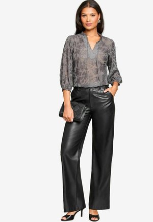 Lipsy REGULAR FIT - 3/4 SLEEVE METALLIC  - Pusero - silver