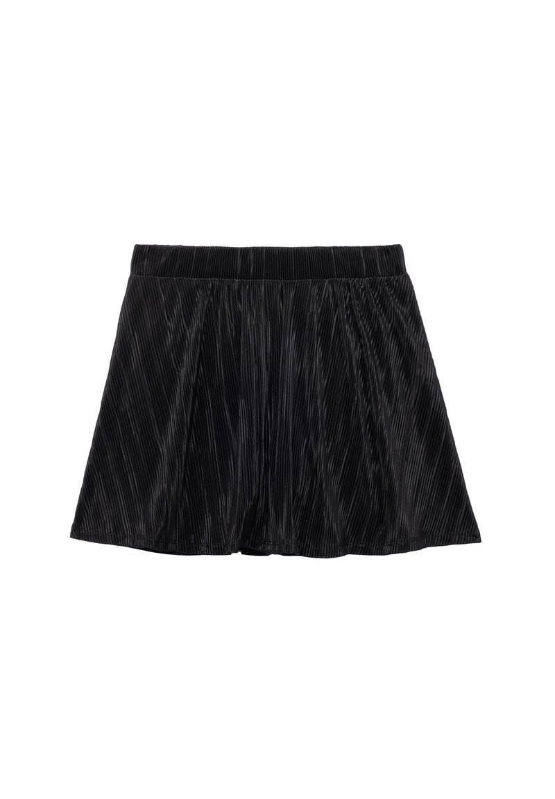 Falda corta plisada negra con cintura elastizada, hecha de una tela suave y texturada con líneas verticales y una forma acampanada.