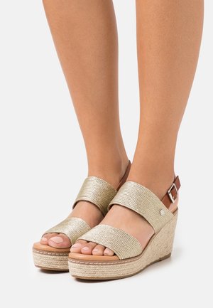 XTI Sandalias de tacón - gold-coloured