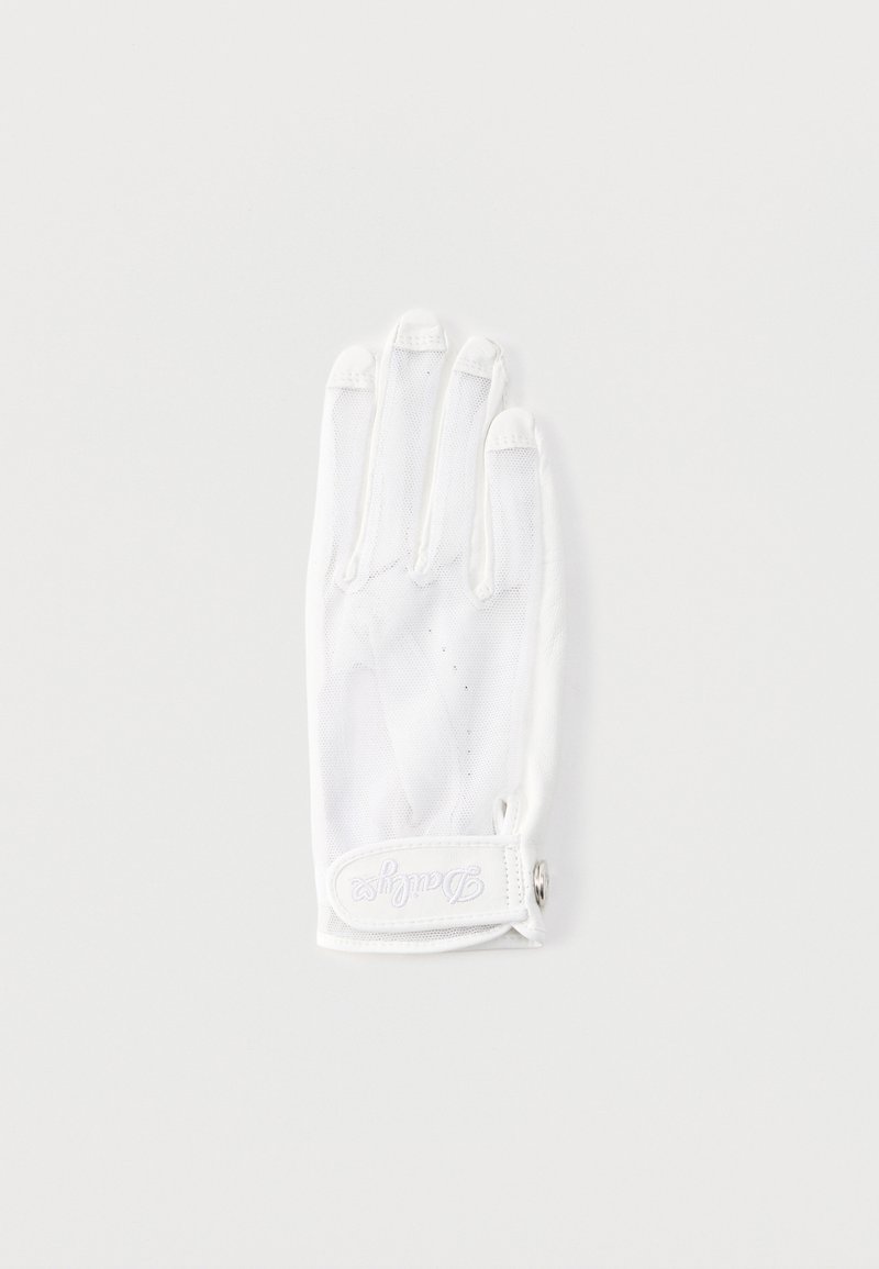 Λευκό γάντι γκολφ από πλέγμα με ρυθμιζόμενο λουράκι και κλείσιμο με κουμπί, απλωμένο επίπεδα με τεντωμένα δάχτυλα.