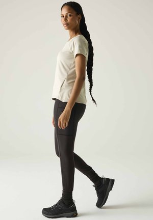 Regatta, REGATTA MONIRA WALKING LEGGINGS LEGGINGS - Leggings - black