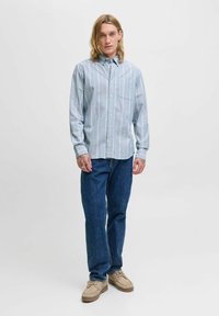 Jack & Jones PREMIUM JPRBLUBROOK OXFORD  NOOS - Camisa - goblin blue
