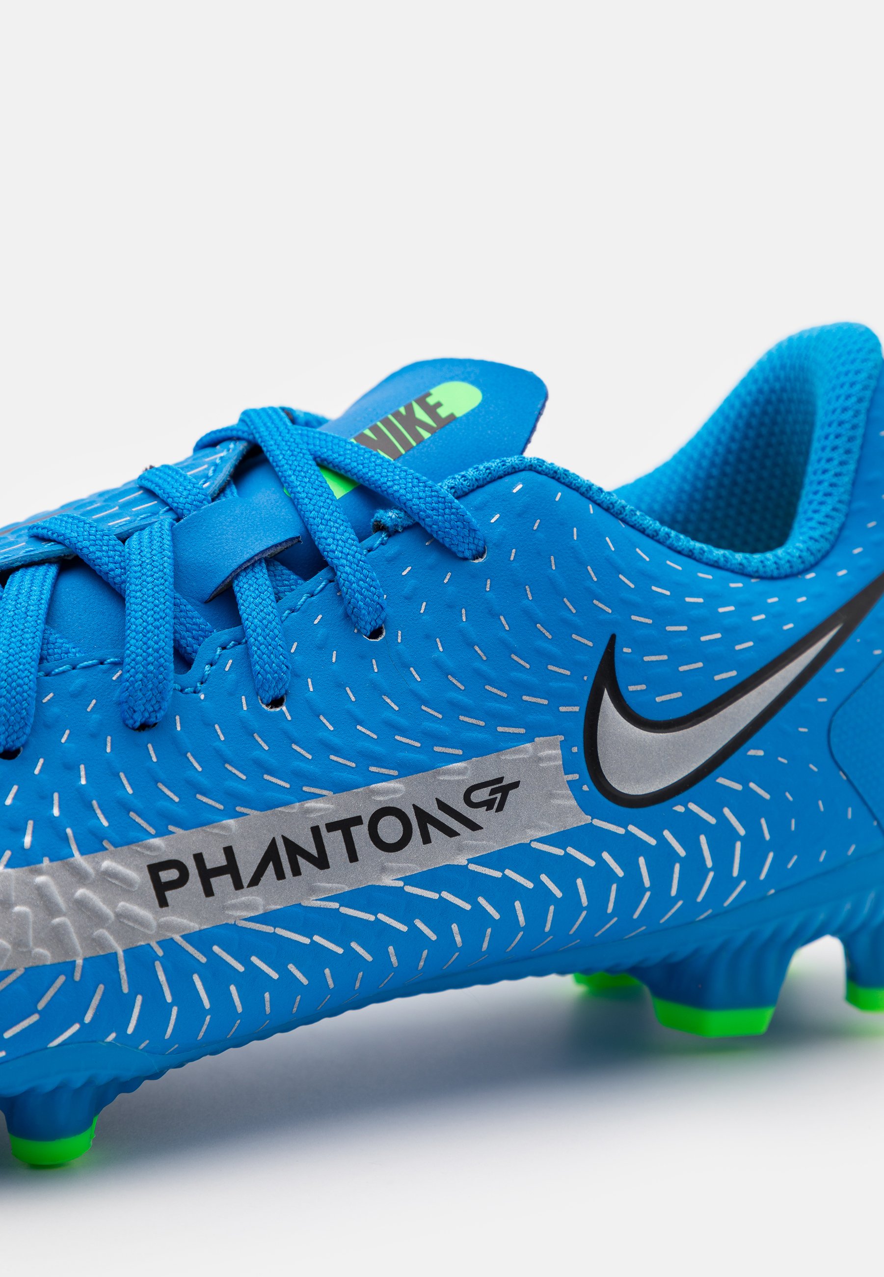 difference between mercurial and phantom