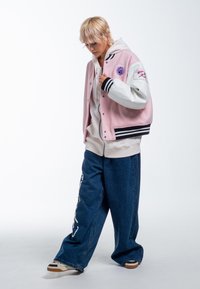 Ed Hardy NY CITY XTRA OVERSIZED  - Relaxed fit jeans - indigo