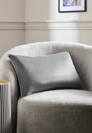 Next, 40X59CM MATTE VELVET CONTRAST PIPE - Dekokissen - grey