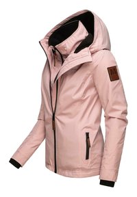Lichtroze zip-up jack met een capuchon, zwarte accenten, zijzakken met ritsen en een gestructureerde patch op de linkermouw.
