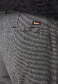 BOSS SLIM - Hlače chino - medium grey