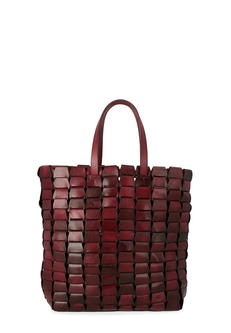 Borsa tote in pelle rossa con design intrecciato, forme rettangolari, manici robusti e finitura testurizzata. Elegante e spaziosa per l'uso quotidiano.