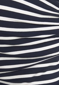 Envie de Fraise KATIA - T-shirt estampada - navy blue/off white