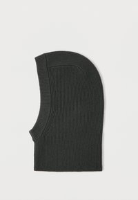 Balaclava de punto gris oscuro con textura acanalada, diseño ajustado y sin accesorios ni detalles visibles. La forma se adapta al contorno de la cabeza.