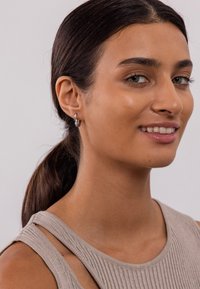 PURELEI GLITTER HEART - Ohrringe - silberfarben