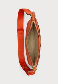 Lauren Ralph Lauren PEBBLED LEATHER LARGE CAMERYN CROSSBODY - Mala a tiracolo - orange