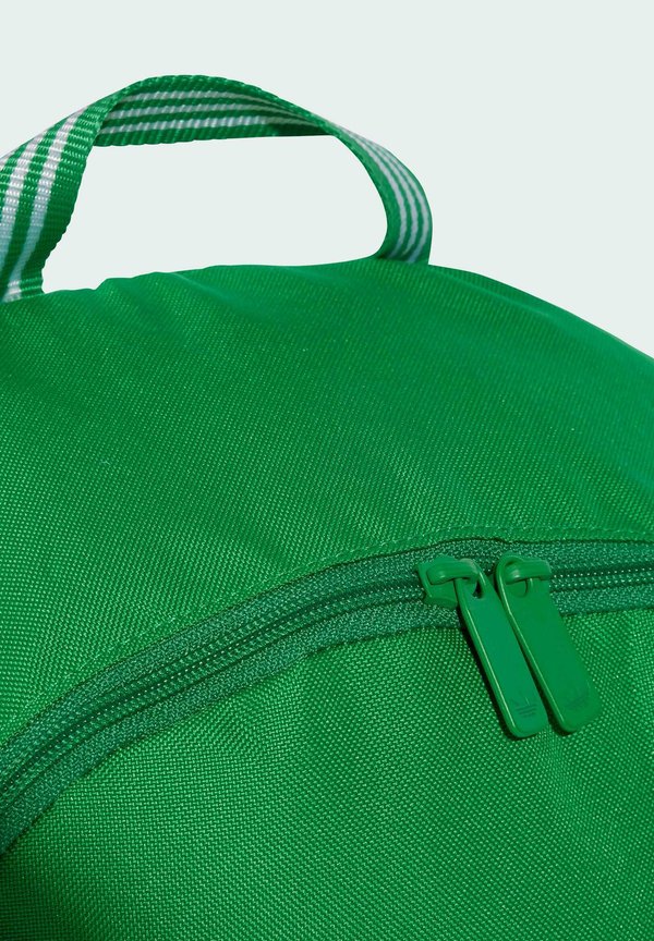 ADICOLOR - Rucksack3