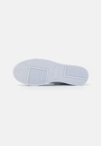 Lacoste ZIANE PLATFORM  - Zapatillas - white