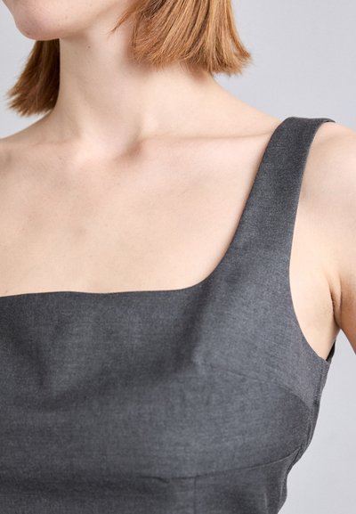 REMAIN SUITING - Top - tornado