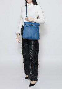 Roberta Rossi CONVERTIBLE INTO - Rugzak - bluette