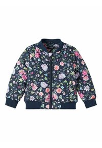 Navy blauwe gewatteerde jas voor kinderen met een bloemenprint in roze, wit en paars en een ritssluiting aan de voorkant.