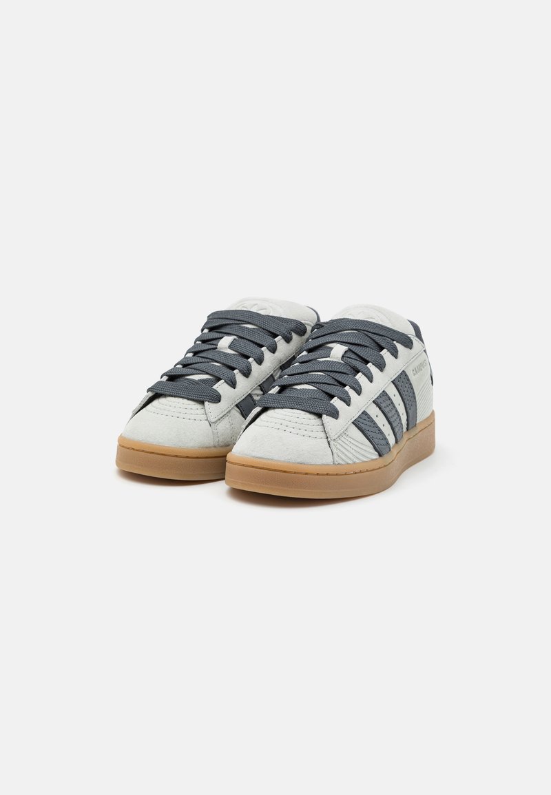 adidas Originals CAMPUS 00S UNISEX - Trainers - footwear white/green oxide/grey  six/white - Zalando.co.uk