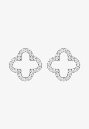 Paire de boucles d'oreilles clous en argent en forme de trèfles à quatre feuilles, chacune bordée de petites pierres précieuses blanches rondes.