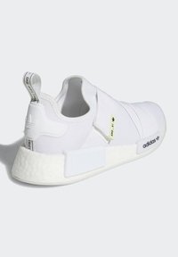 adidas gazelle silver green womens adidas Nmd R2 PK White 8.5