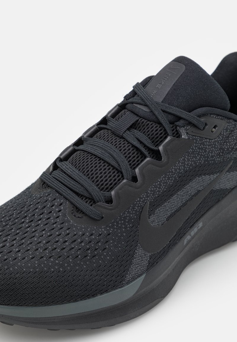 Nike Performance AIR WINFLO 11 Laufschuh Straße black
