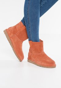 UGG Botki