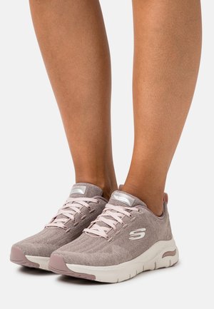 ARCH FIT - Sneaker low - dark taupe