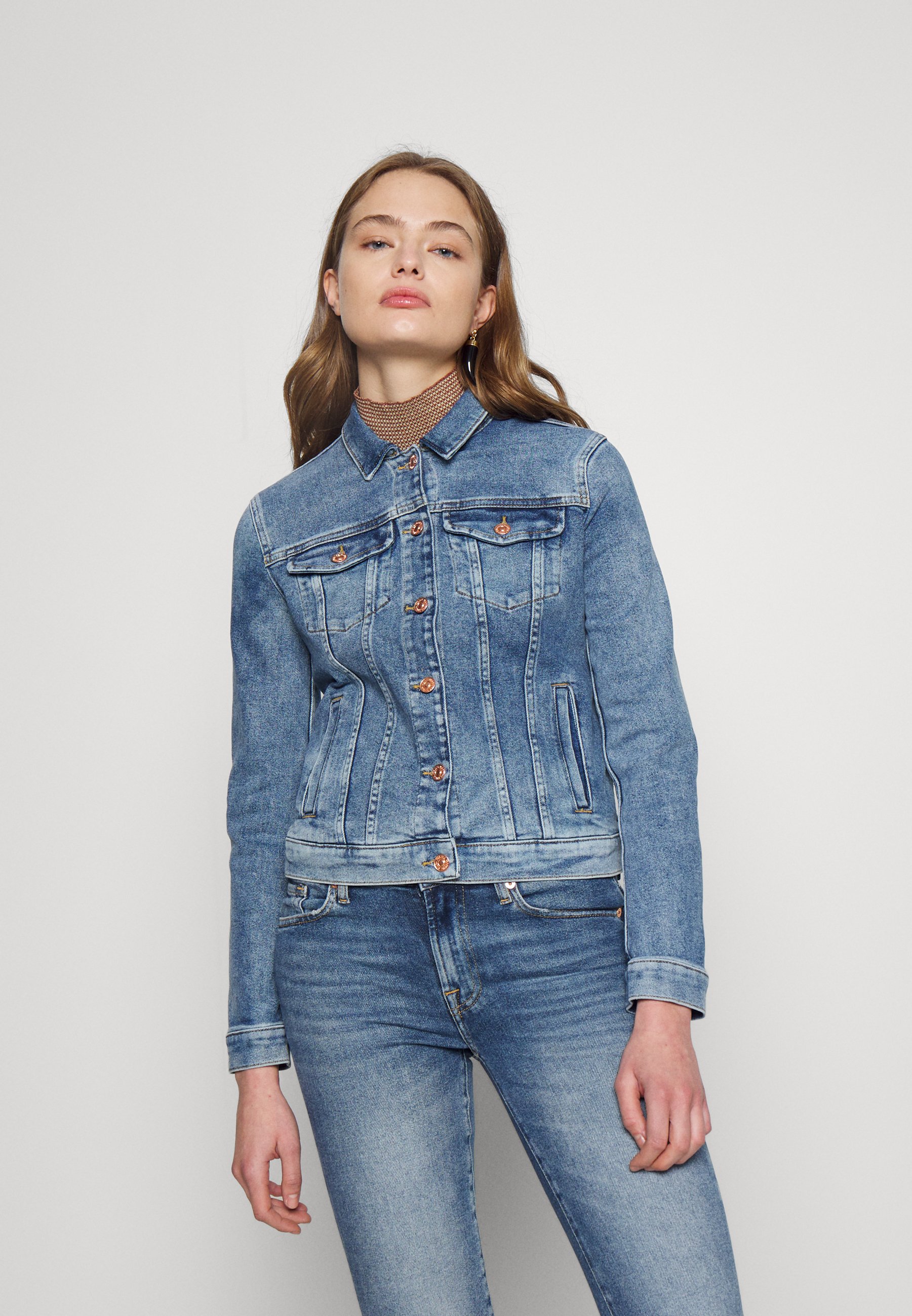 7 for all mankind MODERN TRUCKER 