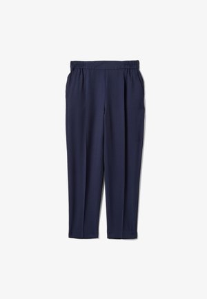 Marineblaue, zulaufende Hose mit elastischem Bund und Seitentaschen, aus glattem Stoff, flach auf weißem Hintergrund präsentiert.