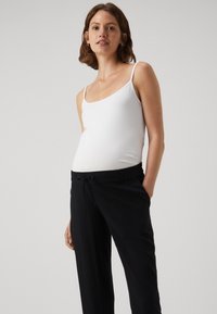 Vero Moda Maternity VMMEASY LOOSE PANTS  - Hlače - black