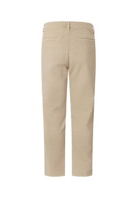 Pantalon beige à jambes droites avec passants pour ceinture et deux poches passepoilées à l'arrière, présenté de dos sur un fond blanc.
