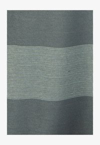 No seleccionado, Khaki striped