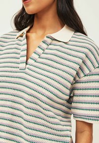 Next SHORT SLEEVE REGULAR FIT - Piké - lilac purple