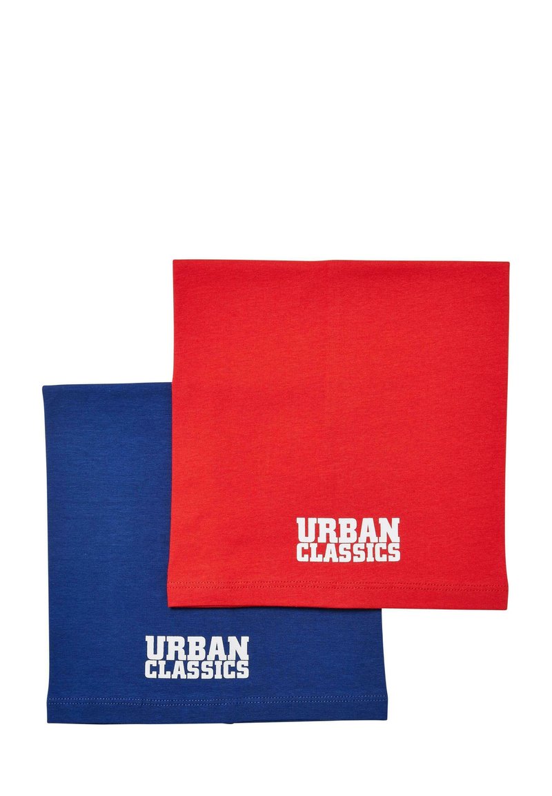 Du išskirtiniai marškiniai, raudoni ir mėlyni, pagaminti iš medvilnės, su užrašu "URBAN CLASSICS" baltu ryškiu šriftu apačioje. Lygi tekstūra, paprasta dizaino. 